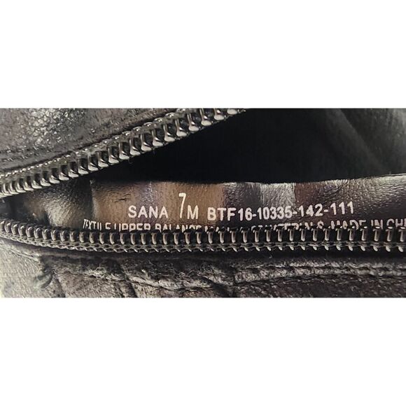 Auditions Sana Black Buckle Strap Cuffed Wedge Heel BOOTIES 7M - Picture 9 of 10